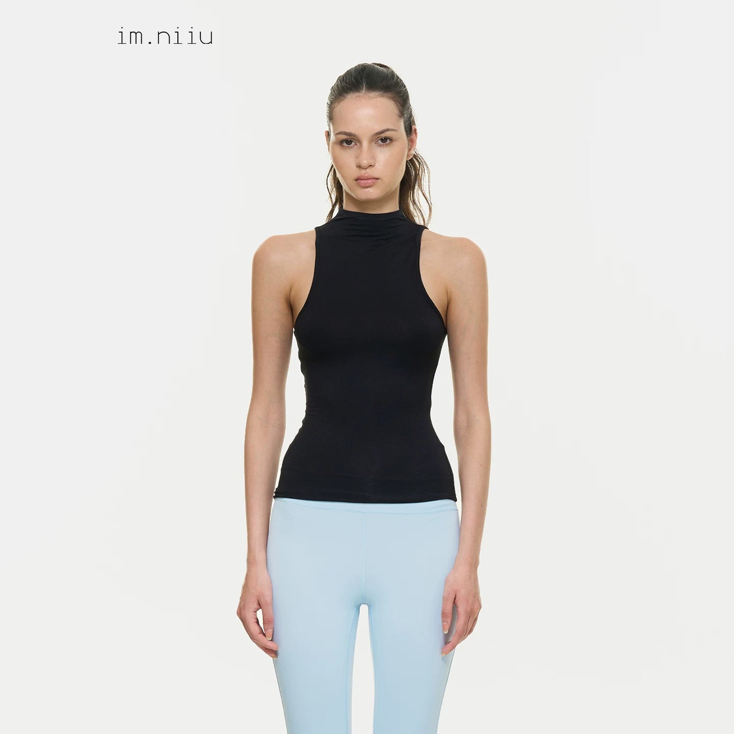 Knitted Semi-High Neck Vest