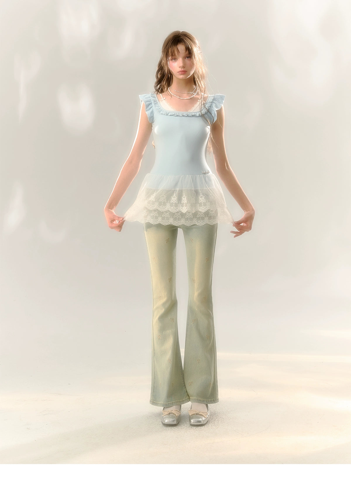 Blue & Pink Lace Trim T-shirt - CHINASQUAD