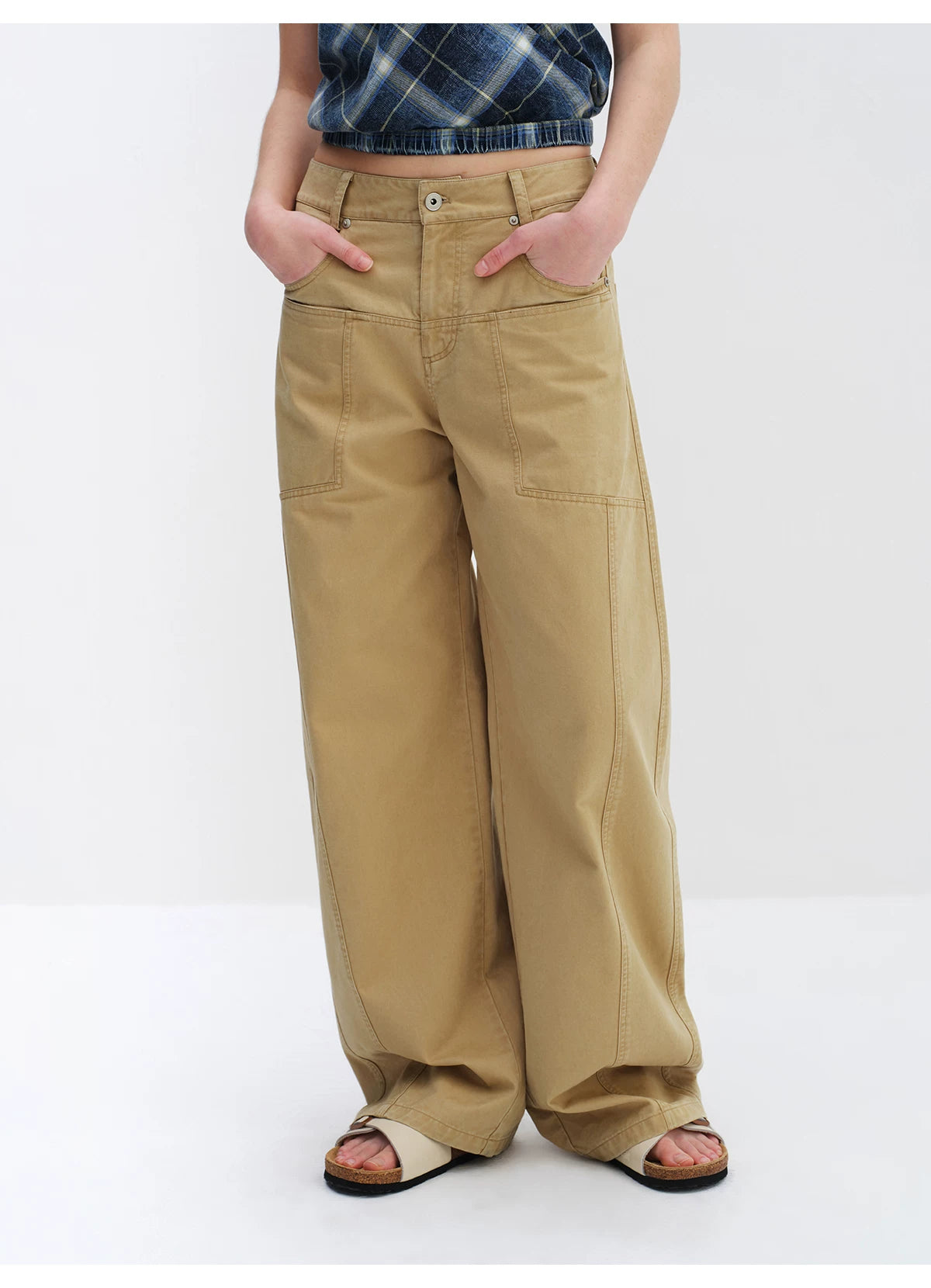 Utility Pocket Curved Wide-Leg Trousers