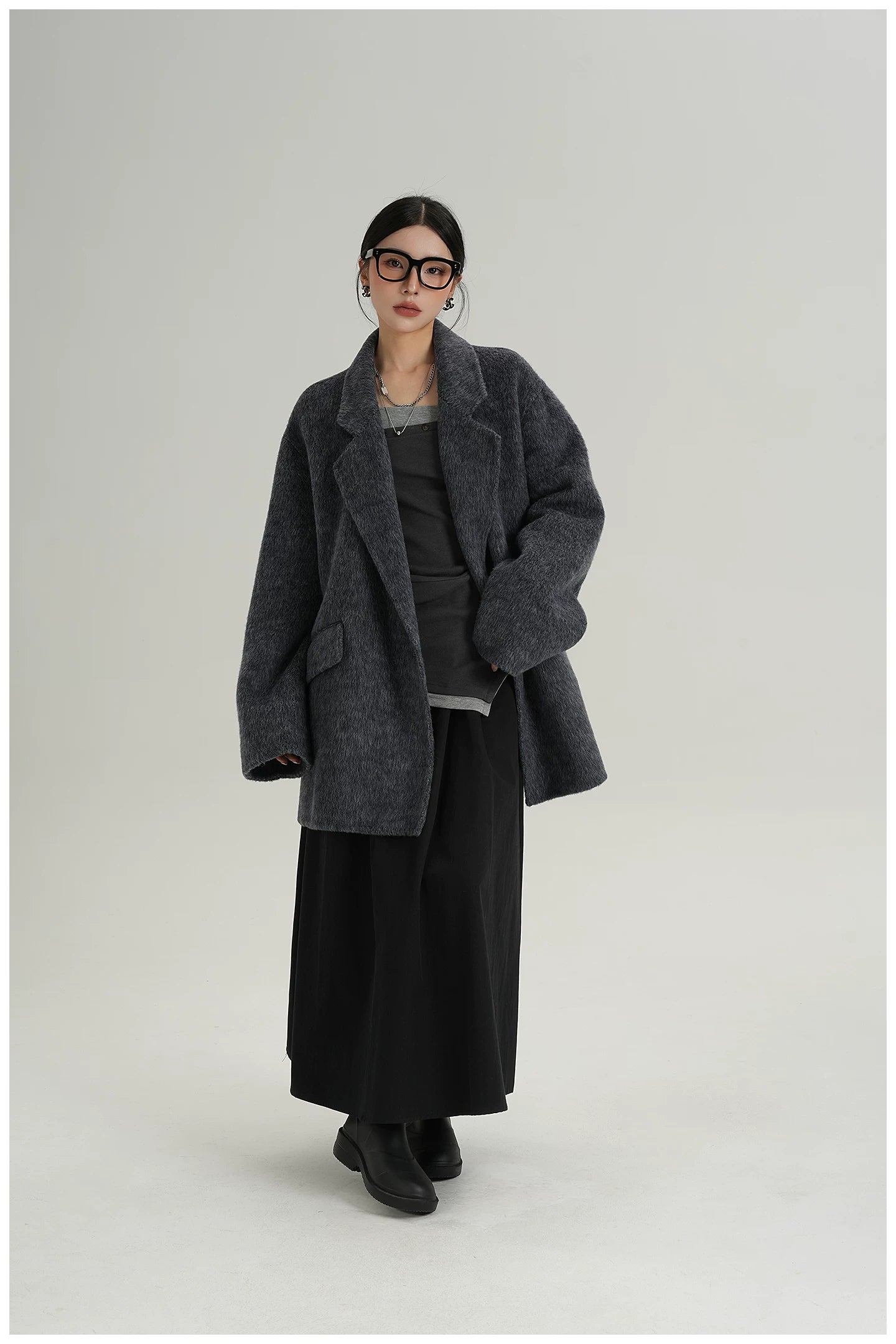 Relaxed-Fit Mid-Length Wool Blazer