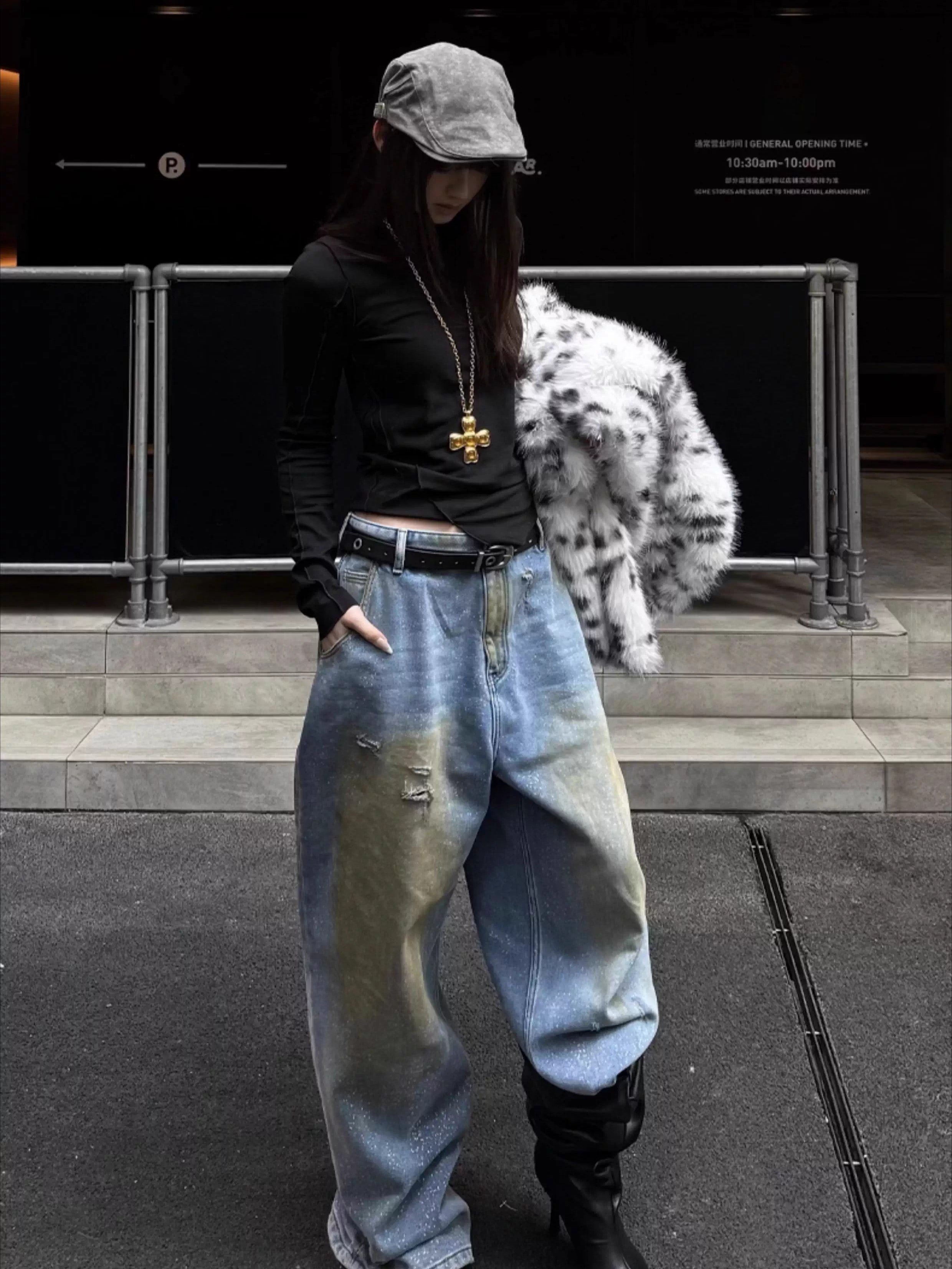 Logo Eyelet Genuine Leather Belt