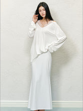 Lace Spliced V-neck Fake Two-Piece T-shirt - CHINASQUAD