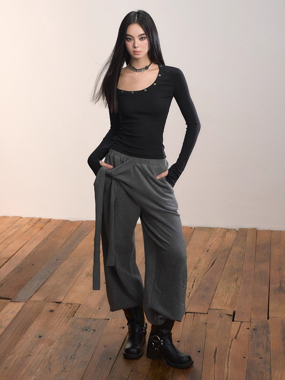 Studded Asymmetric U-Neck Knit T-Shirt