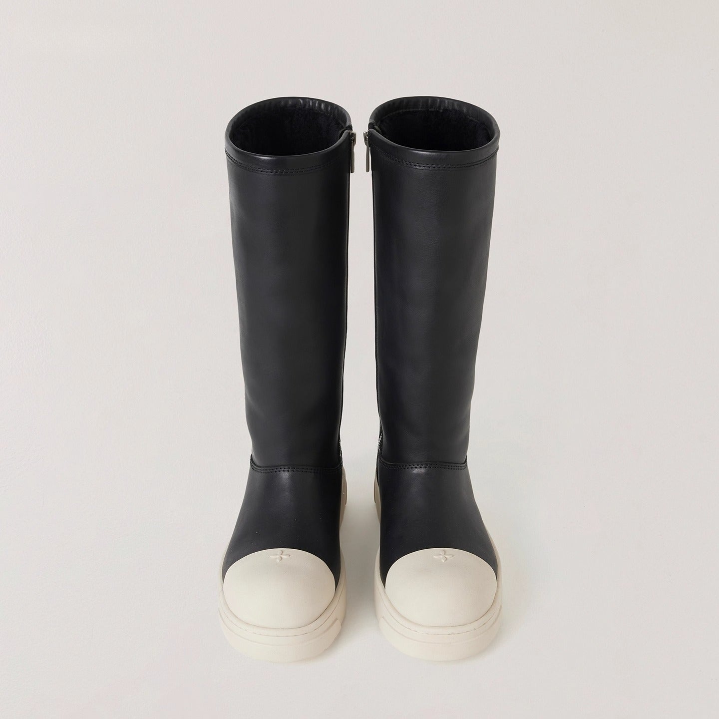 Cross Relic Sherpa Leather Mountain Boots