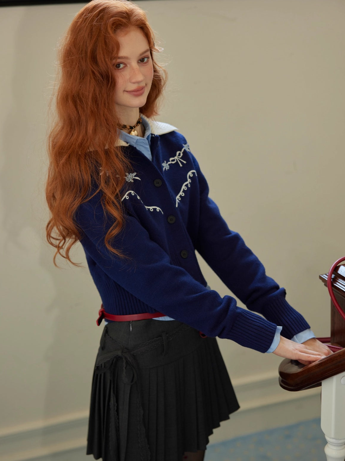 Contrast-Collar Vintage Embroidered Cropped Cardigan