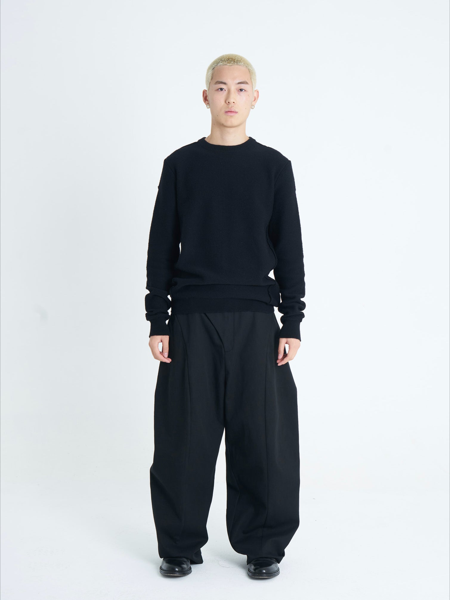 Black & Deep Gray Reversible Wool Knit Sweater - CHINASQUAD