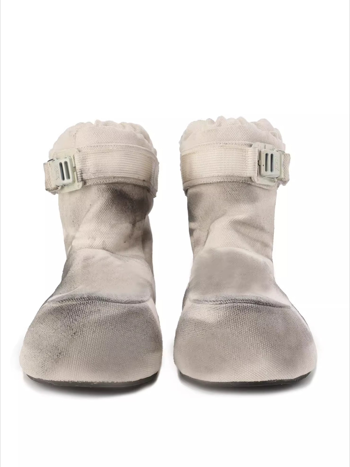 Detachable Sole Distressed Snow Boots