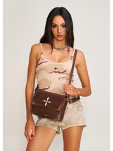 Compass Badge Patina Leather Shoulder Bag Medium Caramel Patina - CHINASQUAD