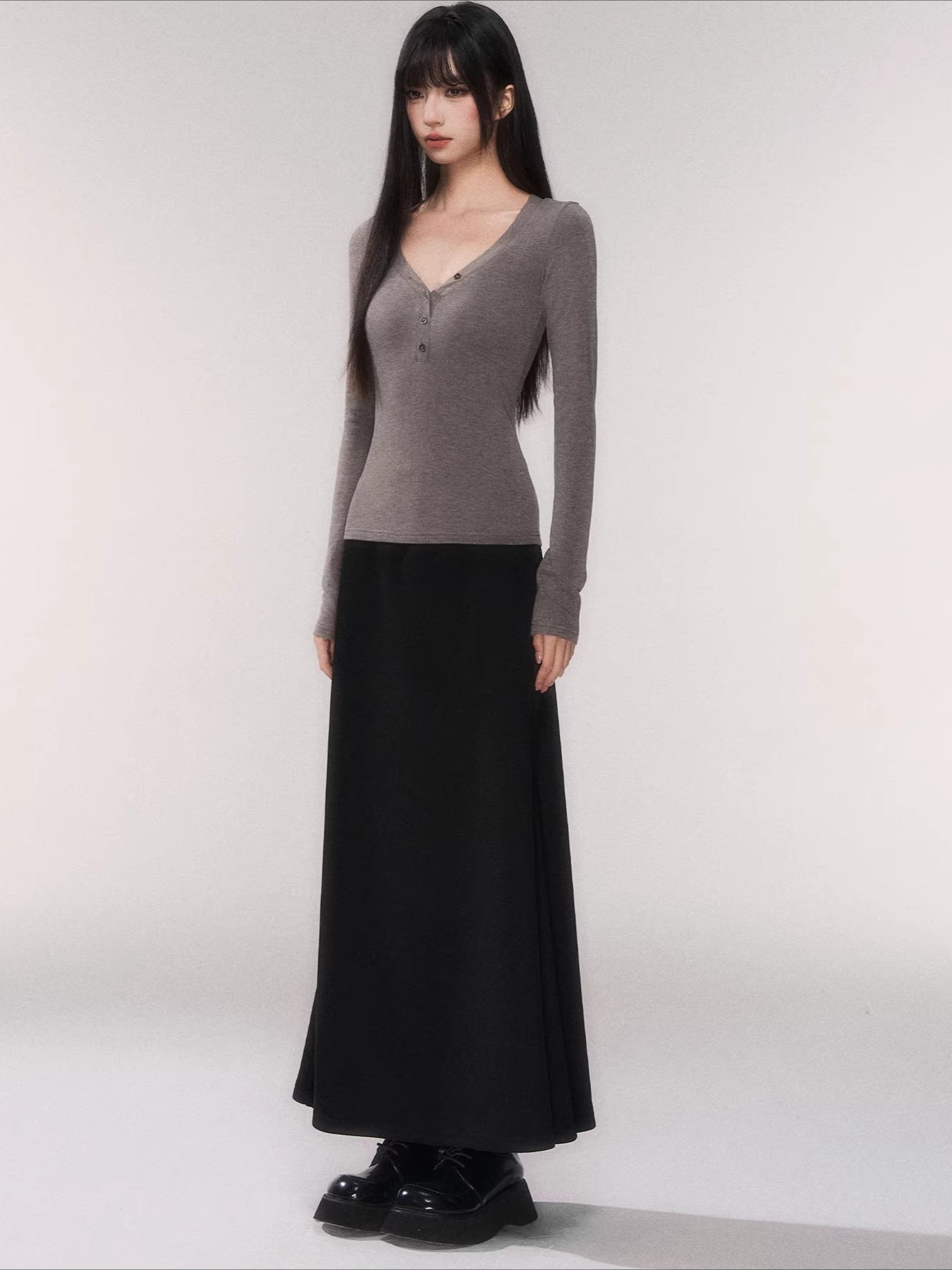 Waist-Cinching Slim-Fit Knit Base T-Shirt