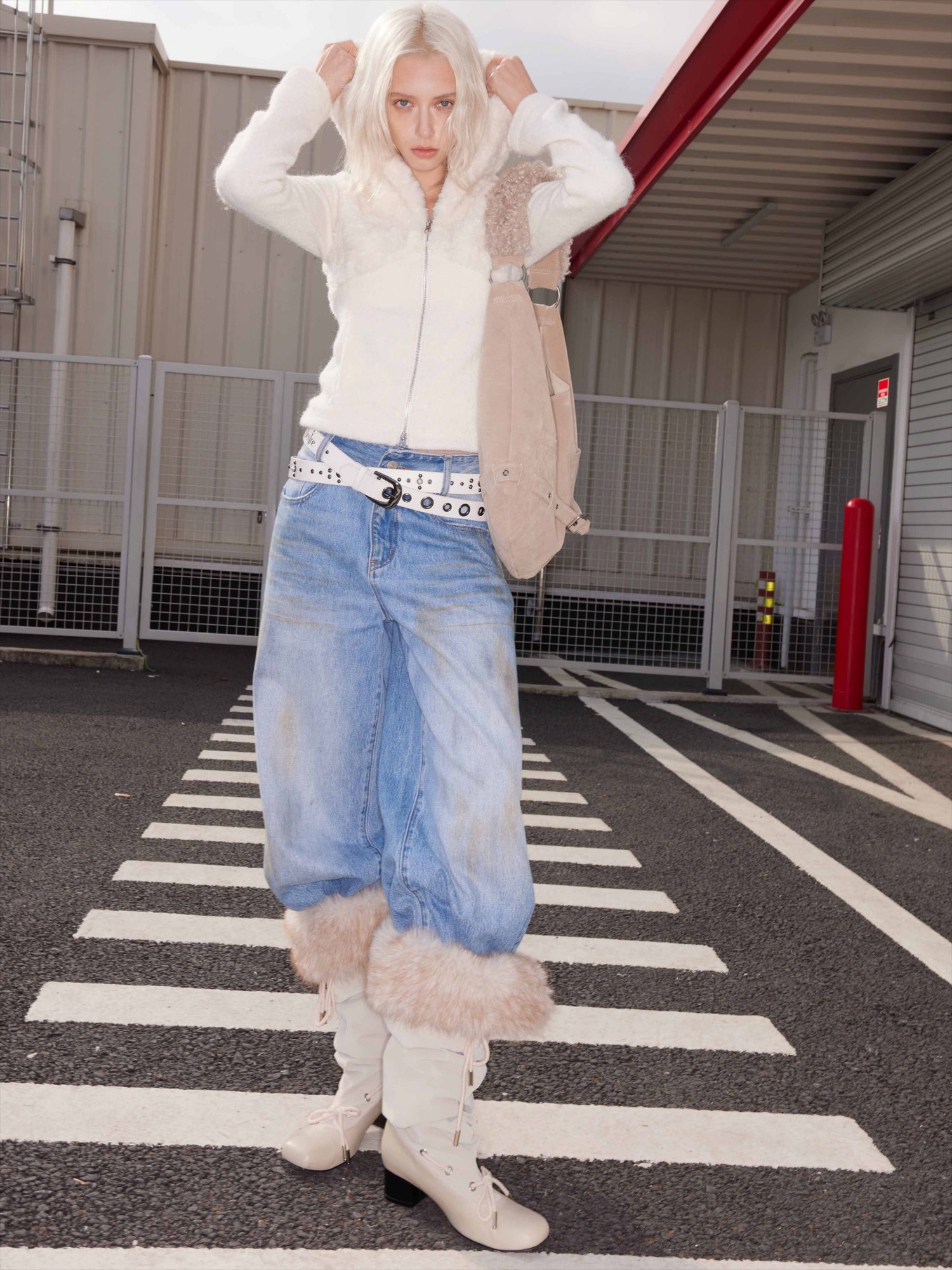 Detachable Fur Collar Suede Knee-High Fashion Boots - CHINASQUAD