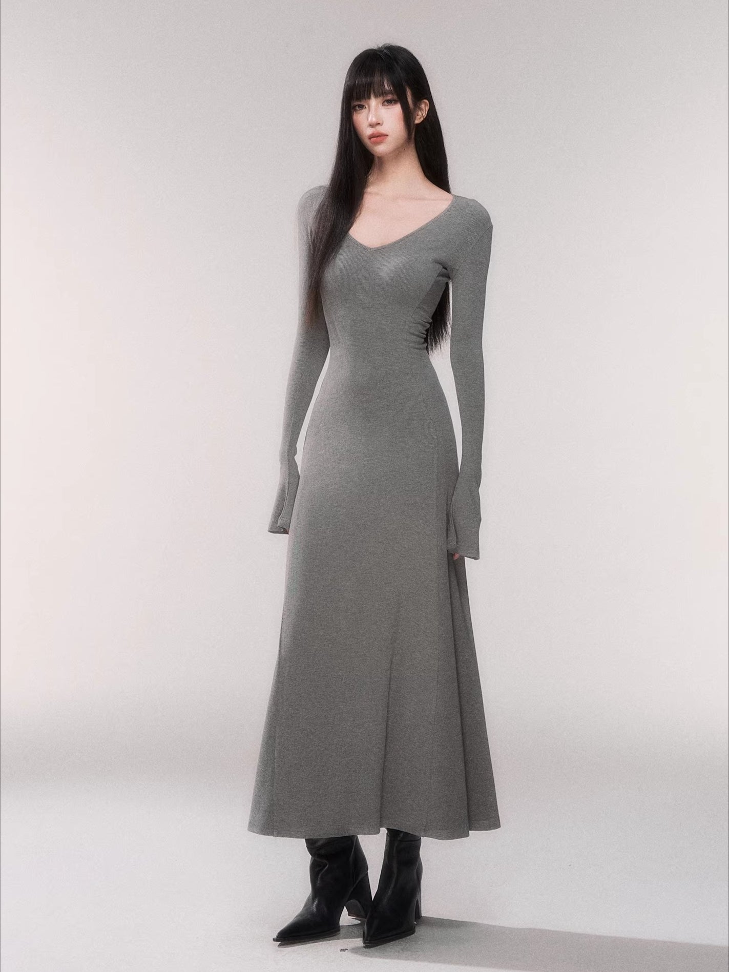 V-Neck Waist-Defining Knit Maxi Dress