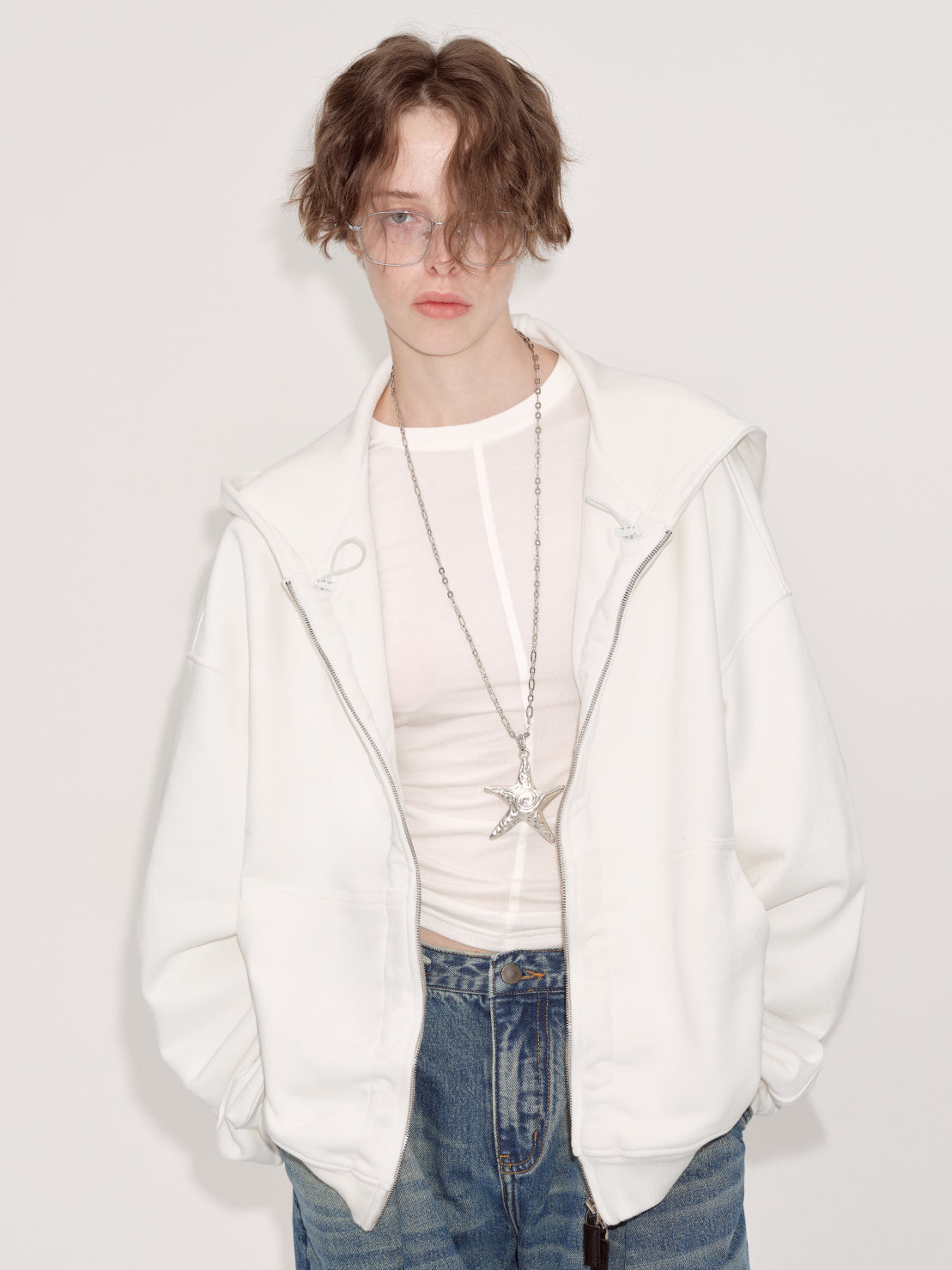 White Hooded Zip-Up Sweatshirt - CHINASQUAD
