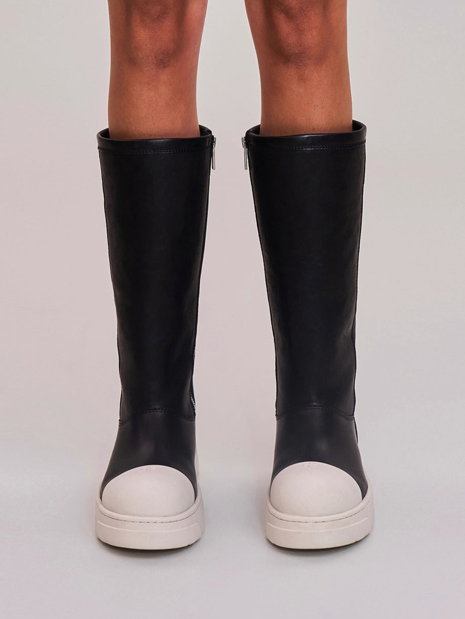 Cross Relic Sherpa Leather Mountain Boots