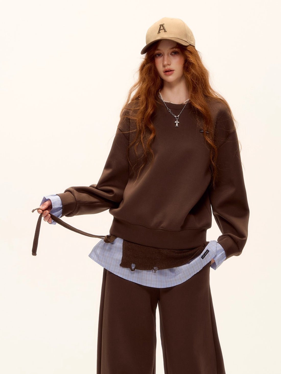 Patchwork Sweatshirt & Curved-Hem Knit Pants Set