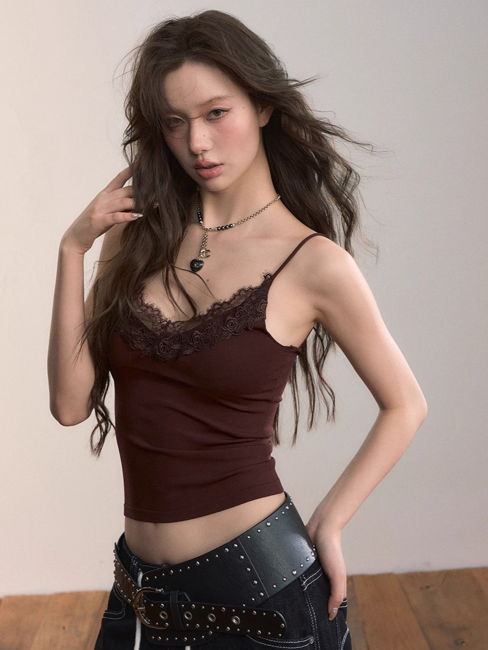 Lace-Trimmed Fitted Camisole - CHINASQUAD