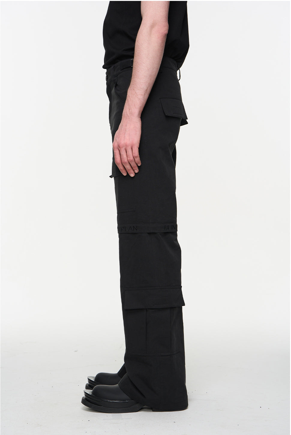 Detachable Cargo Pants - CHINASQUAD
