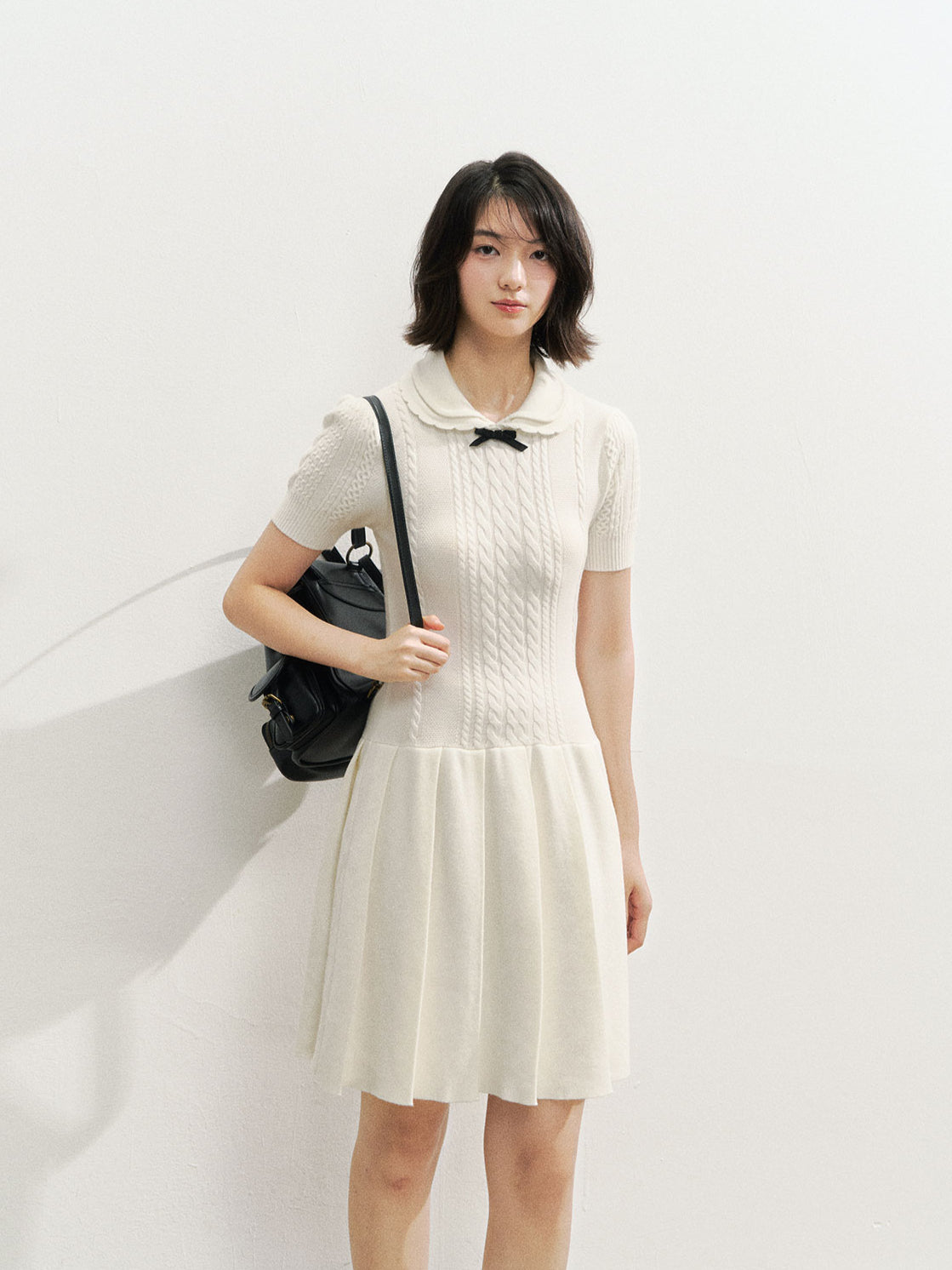 Contrast Collar Knit Pleated Dress - CHINASQUAD