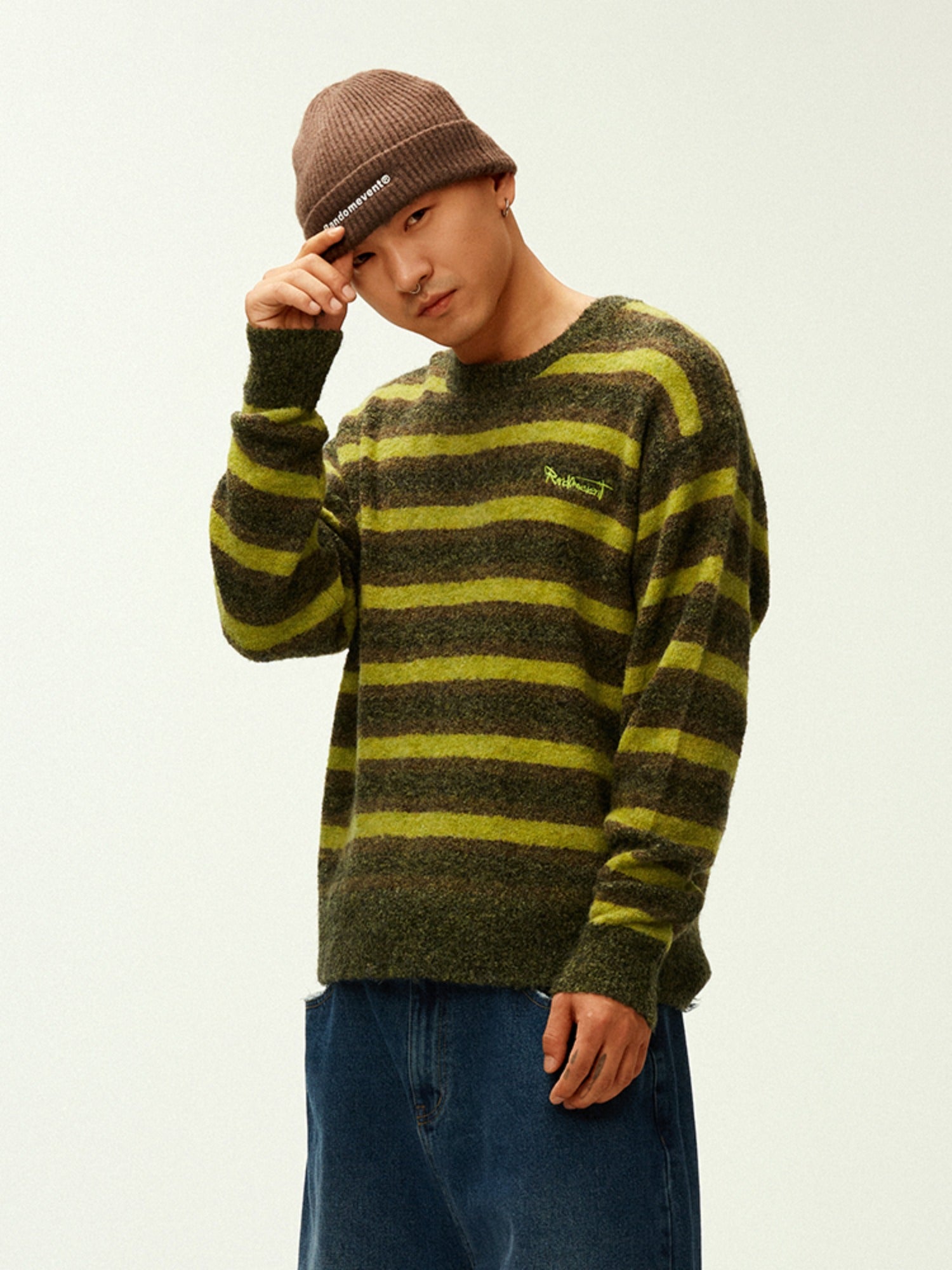 Contrast Stripe Embroidered Knit Sweater - CHINASQUAD