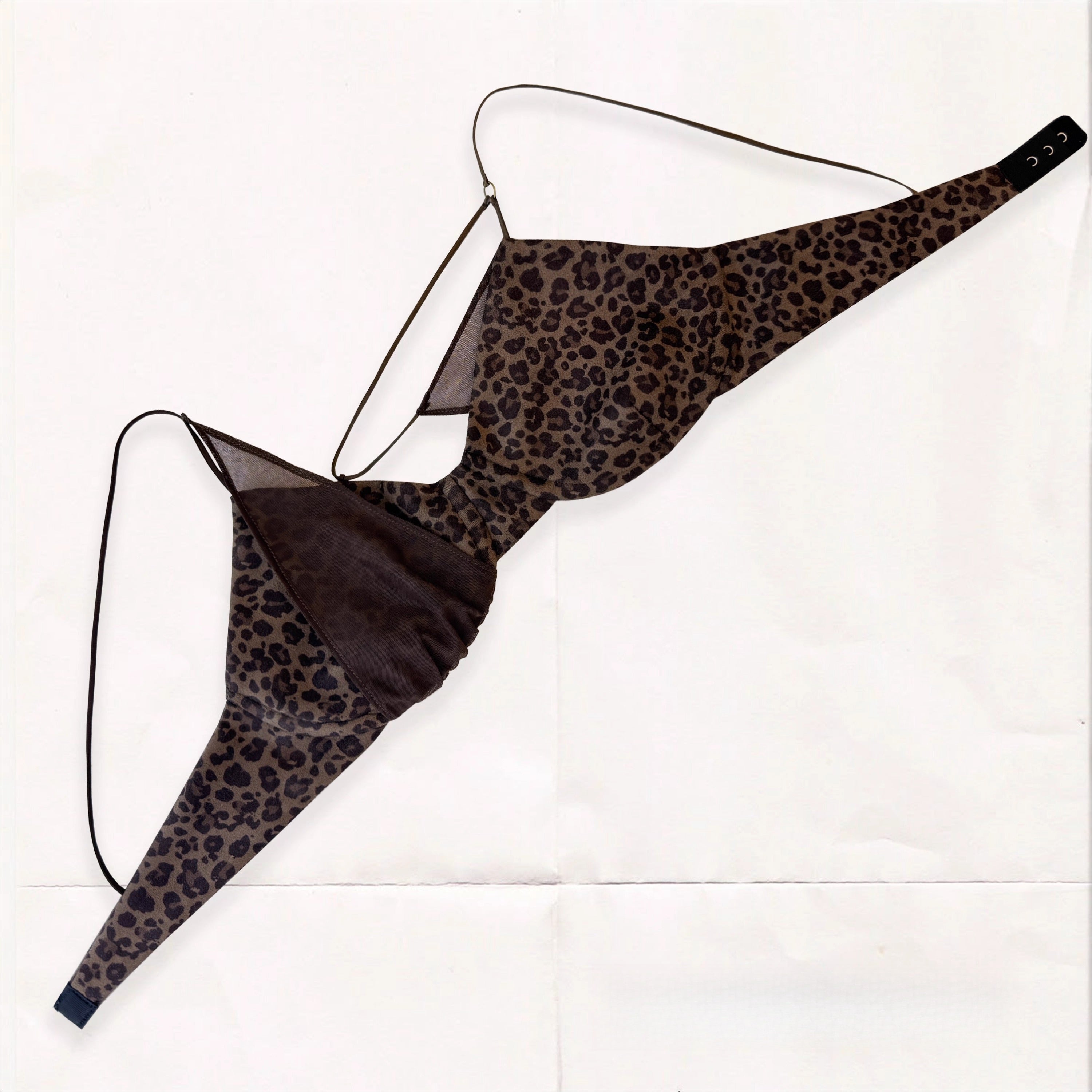 Scoop Neck Layered T-Shirt With Mesh Bra - CHINASQUAD