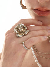 Rose Diamond Set Ring - CHINASQUAD