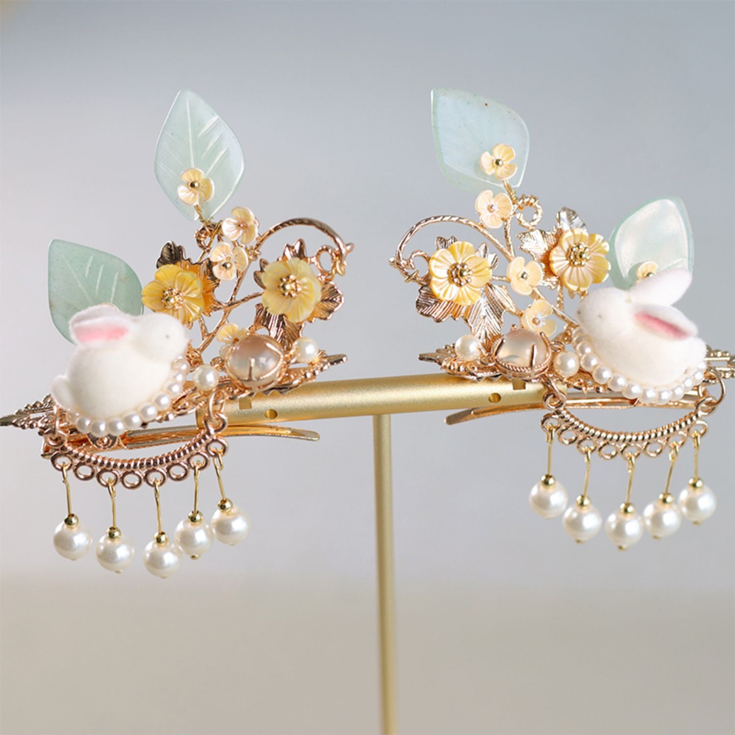 Laurel Rabbit Hanfu Hairpin - CHINASQUAD