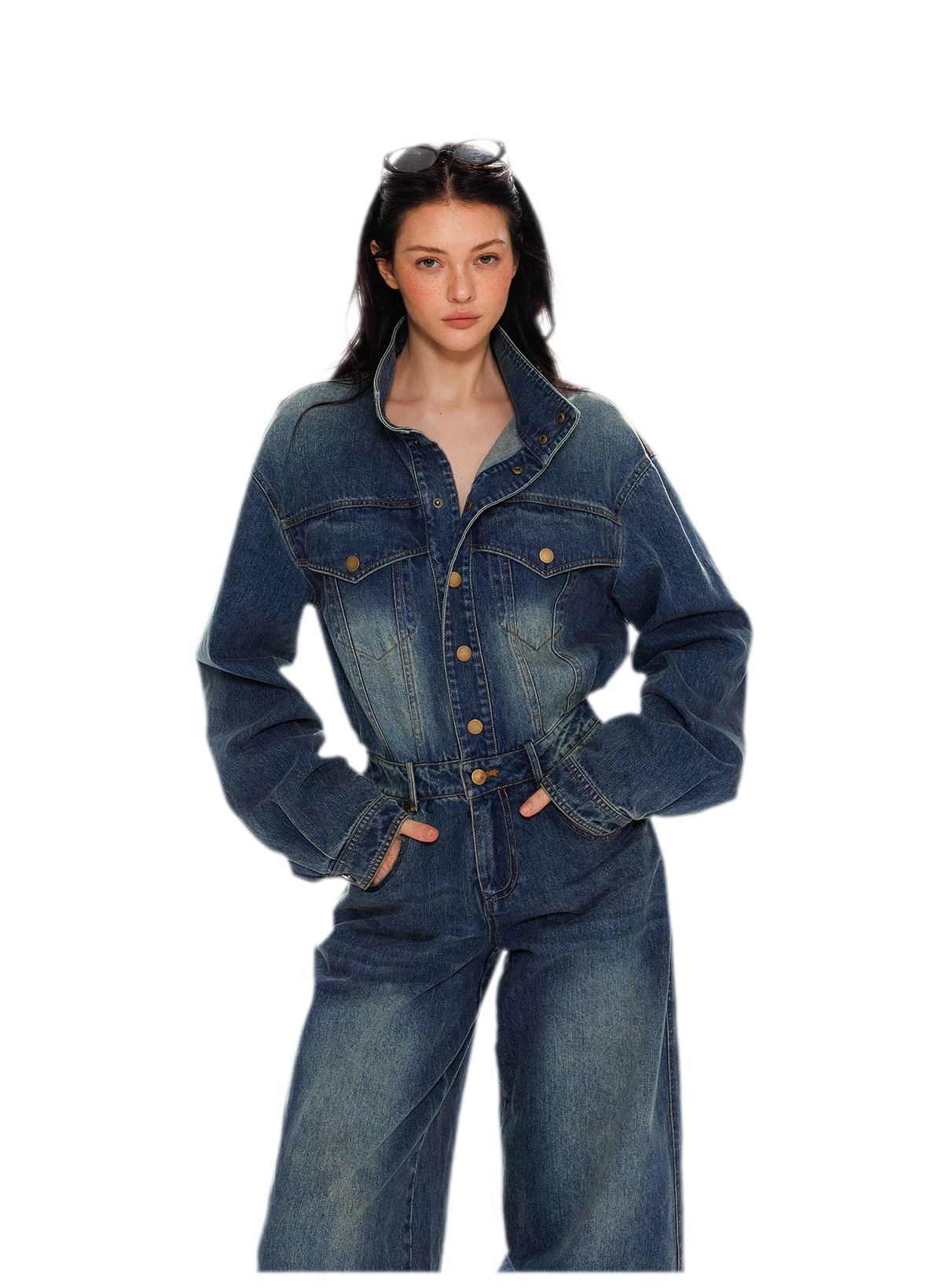 Gewaschener Jumpsuit aus Denim mit weitem Bein