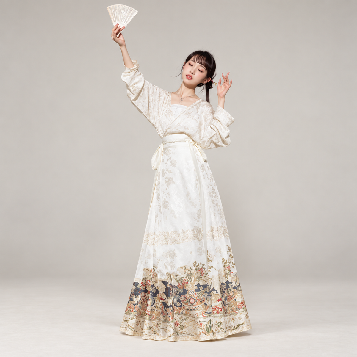 九曜金枝 Nine Golden Branches Ming-Style Brocade