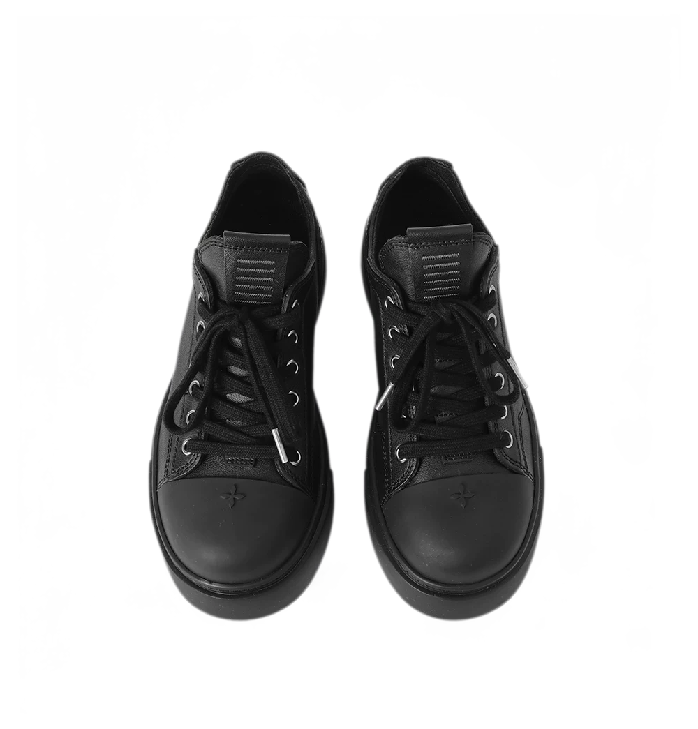Classic Low-Top Leather Sneakers