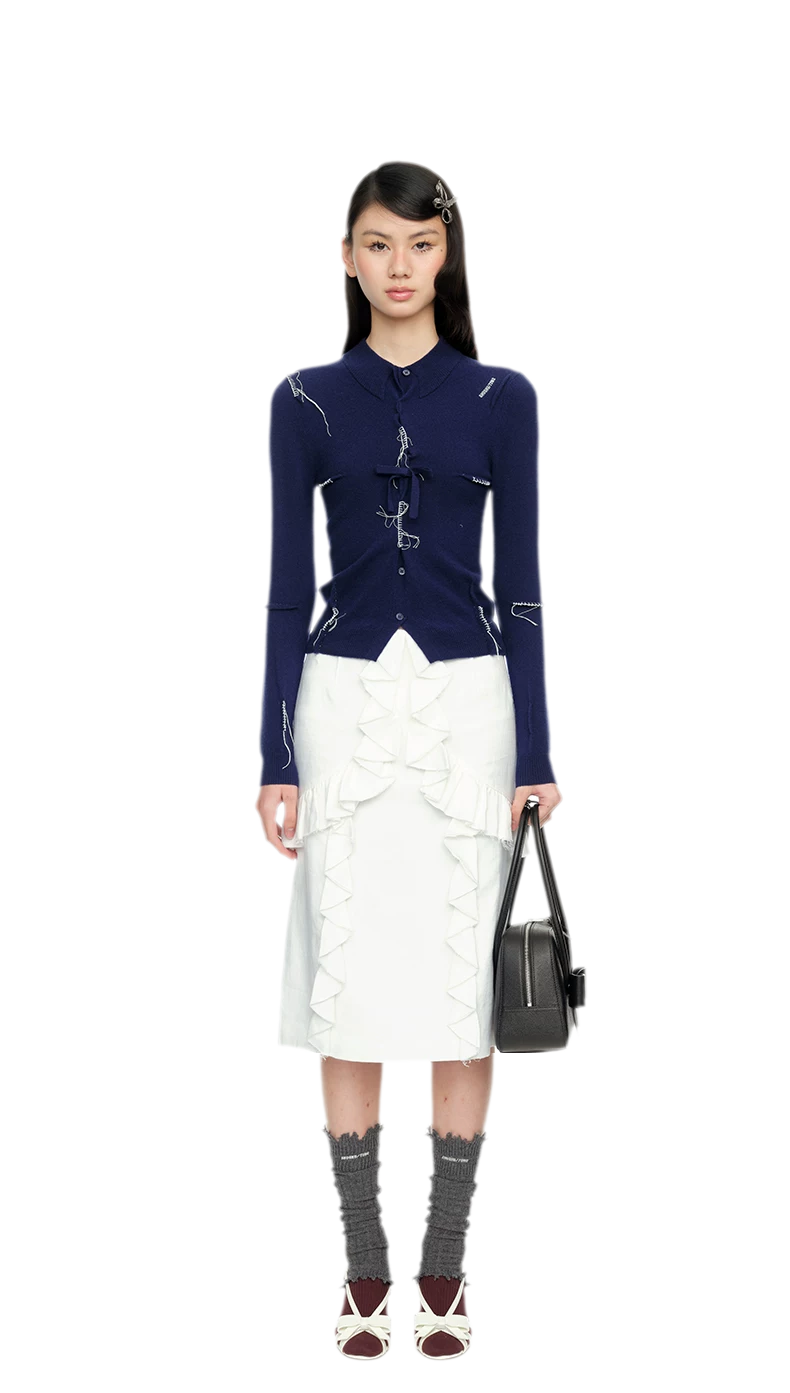 Elegant Knit Top with Pleat Details