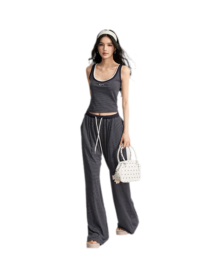 Striped U-Neck Set