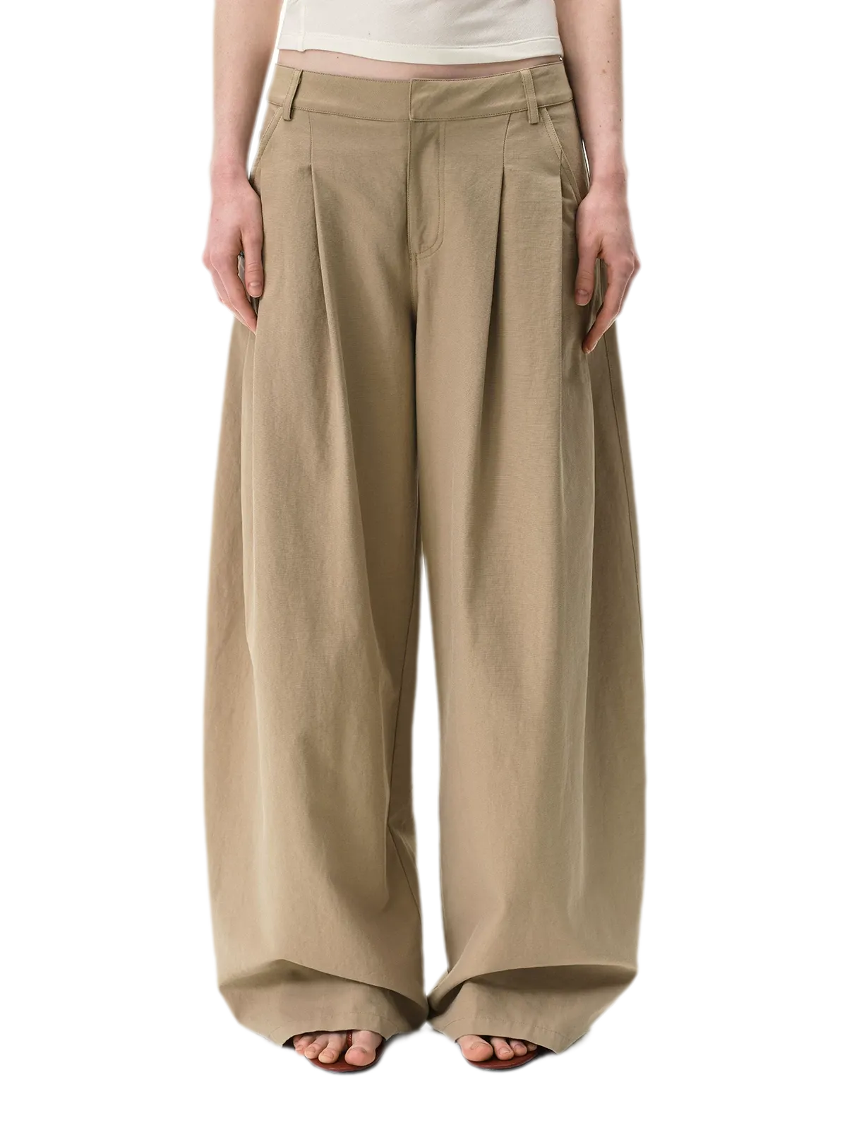 Curved Linen-Blend Pants