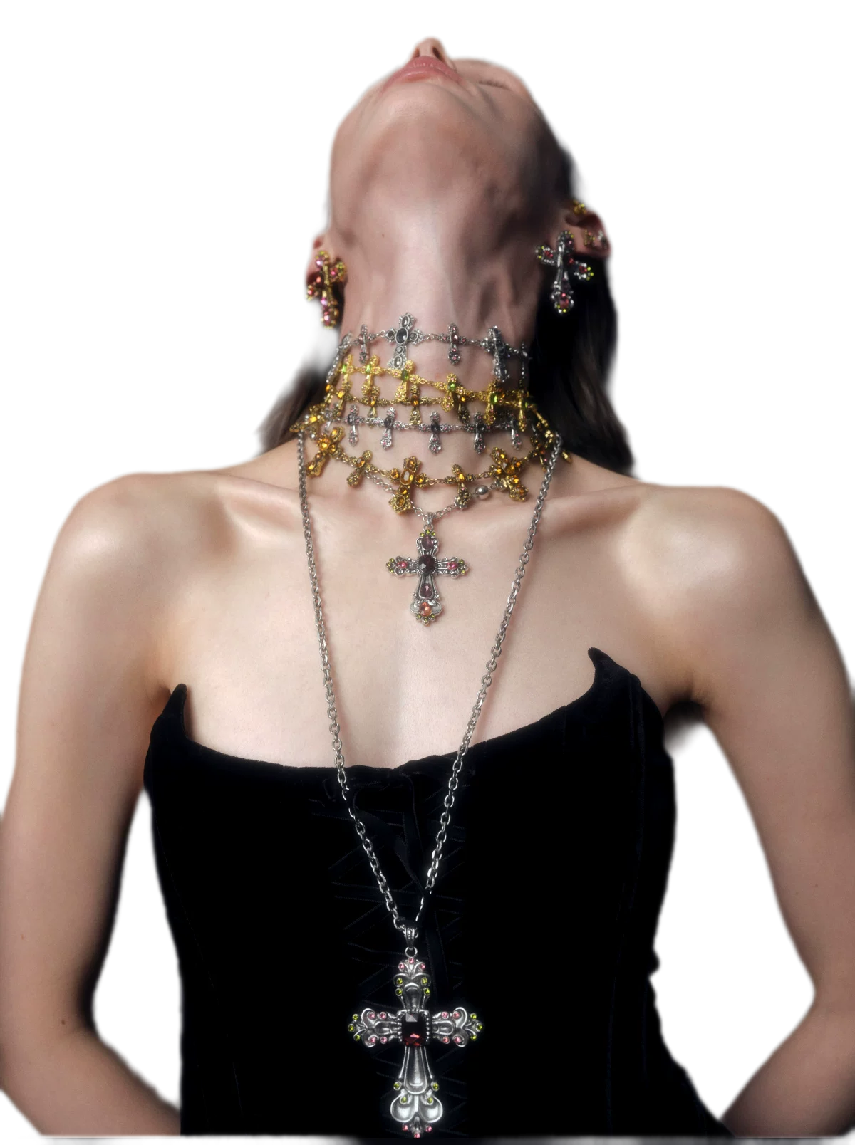Collar con colgante de cruz de cristal