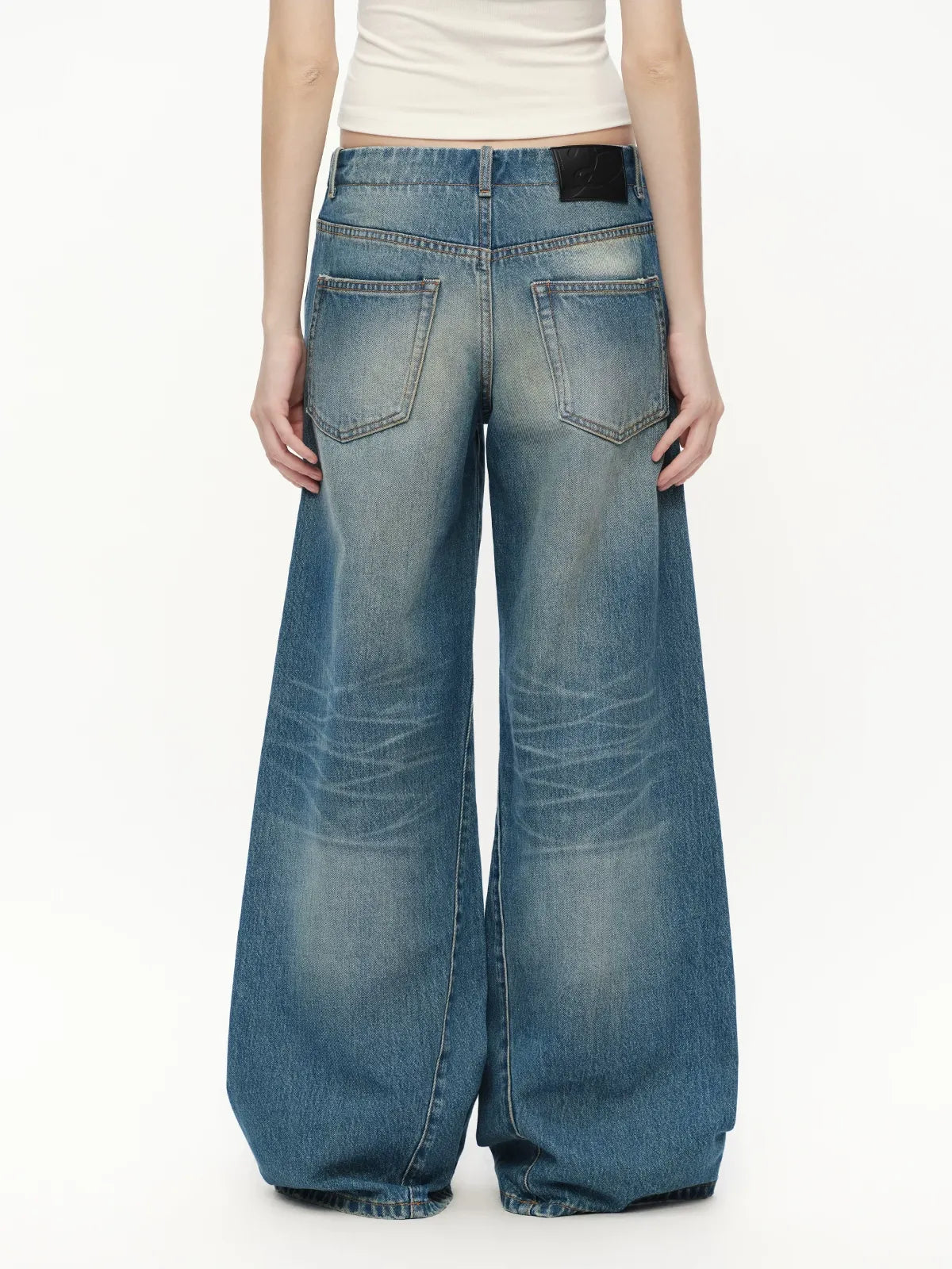 Vintage Wash Wide Jeans