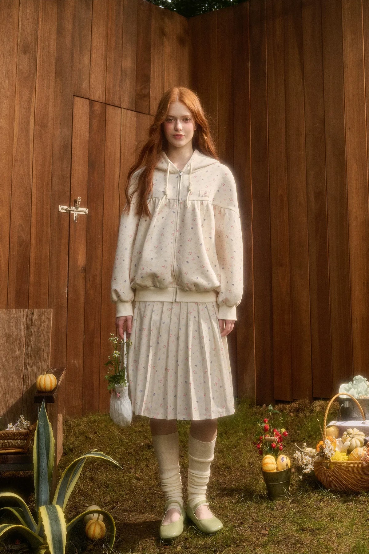Printed Hooded Sweatshirt Pleated Skirt