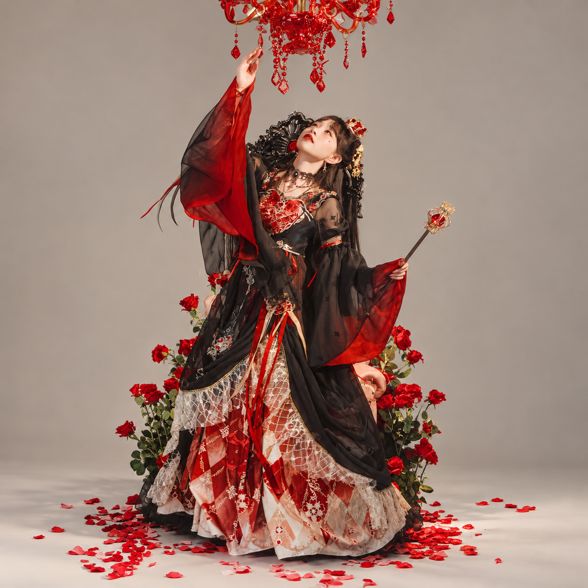 迪士尼红皇后-红桃权杖 Red Queen Scepter Embroidered Palace