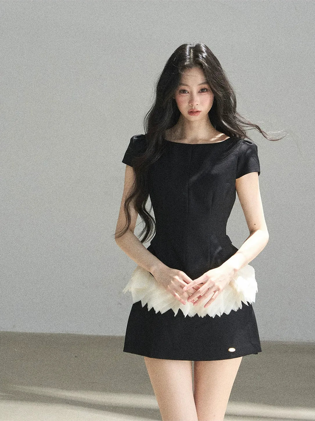 Colorblock Cropped Top Skirt Set