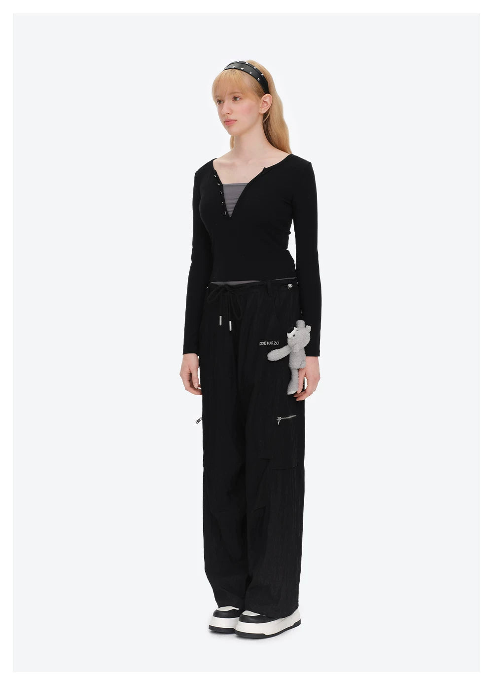 Loose Wide-Leg Cargo Pants