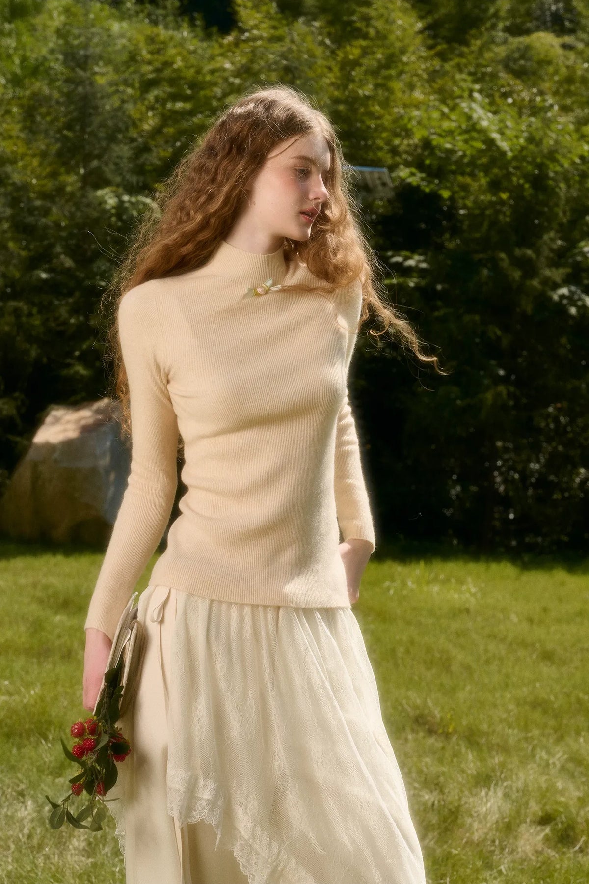 Cashmere Ribbed Fitted Sweater
