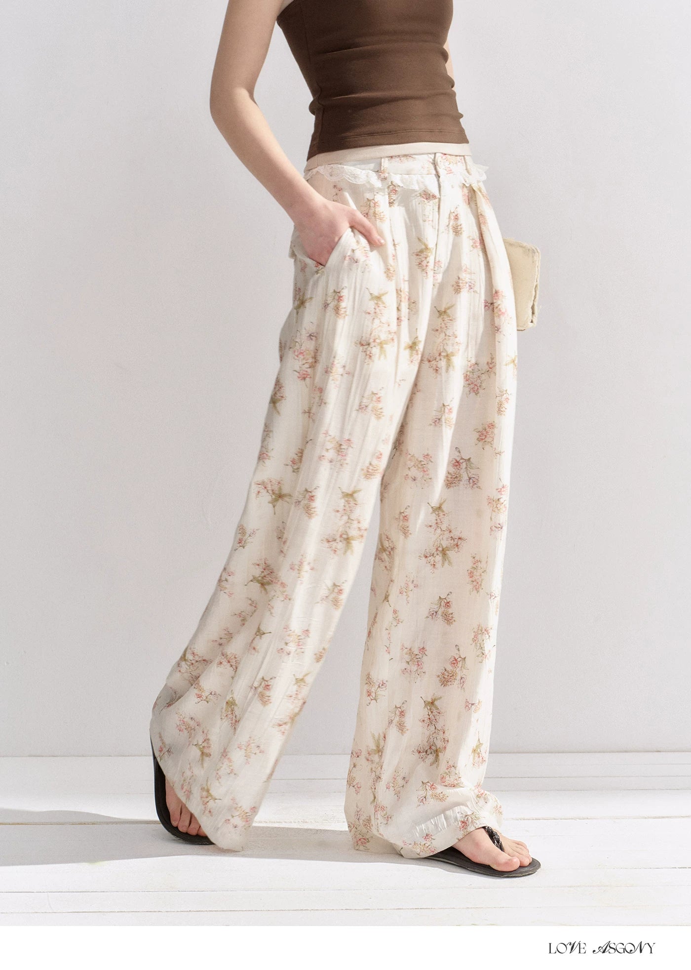 Lightweight Printed Wide-Leg Pants with Lace Waistband