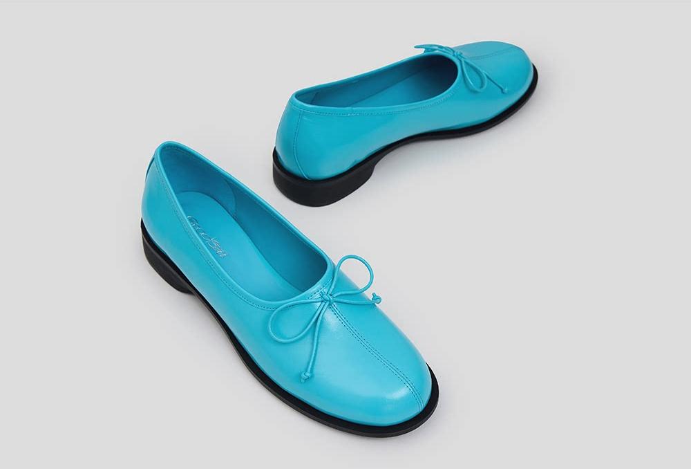 Oiled Leather Bow Ballet Flats