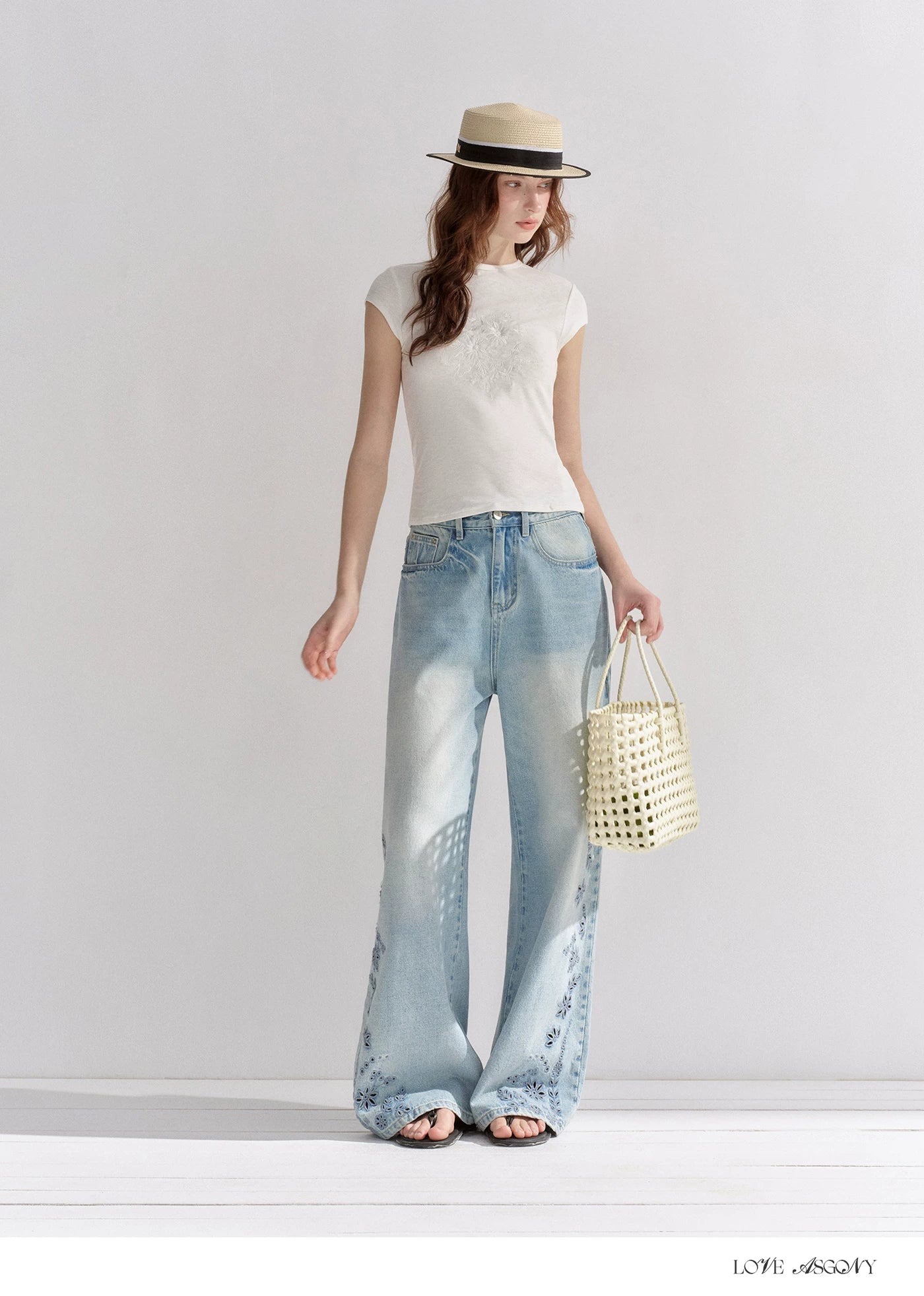 Embroidered Washed Wide-Leg Jeans