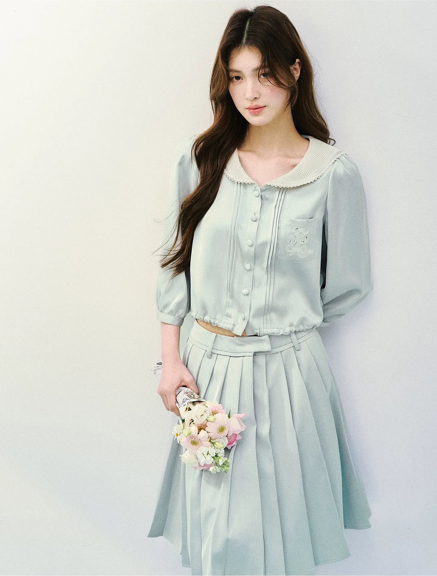 Mint Chronicle Navy Collar Embroidered Set