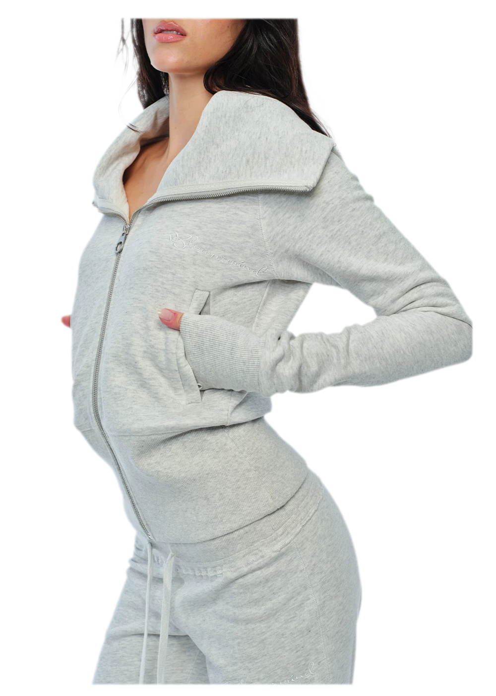 Sudadera corta con cremallera y cuello amplio