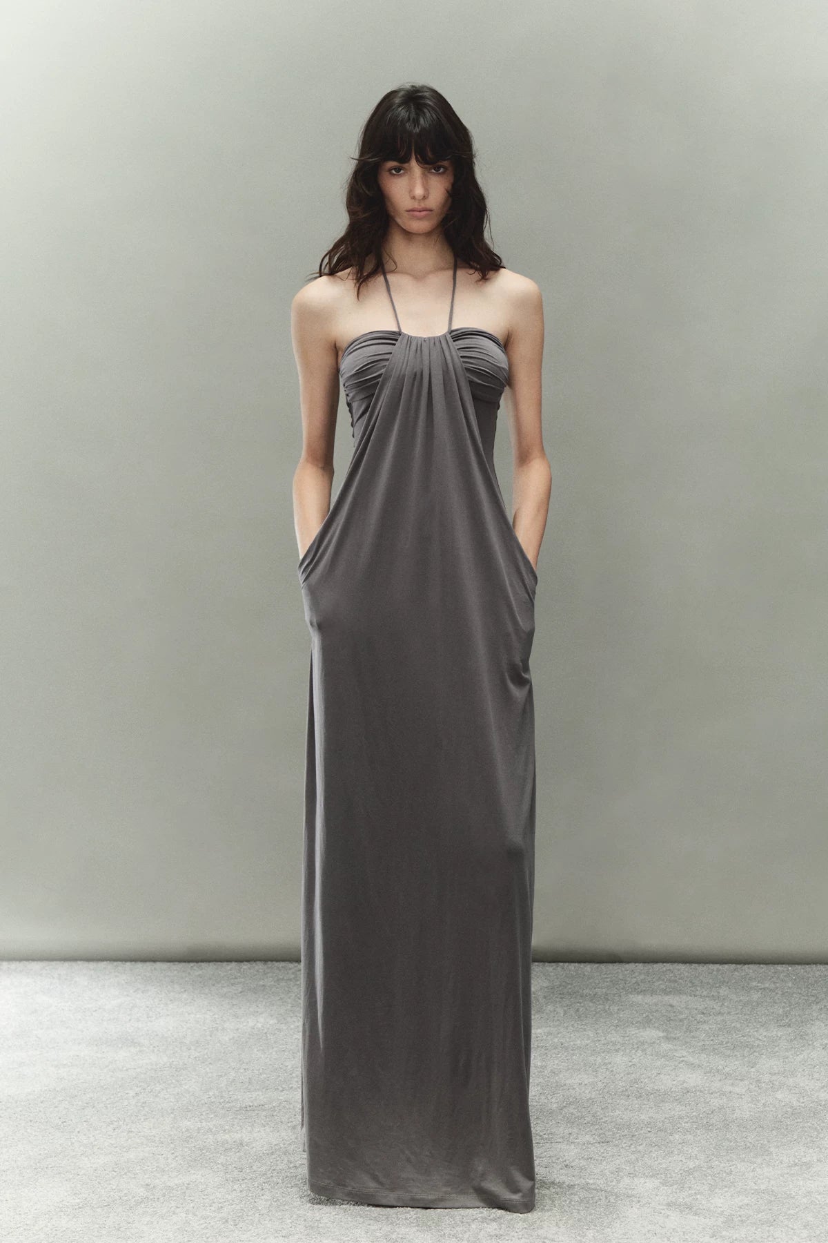 Laisel Handwoven Twist Metallic Chain Pleated Halter Dress