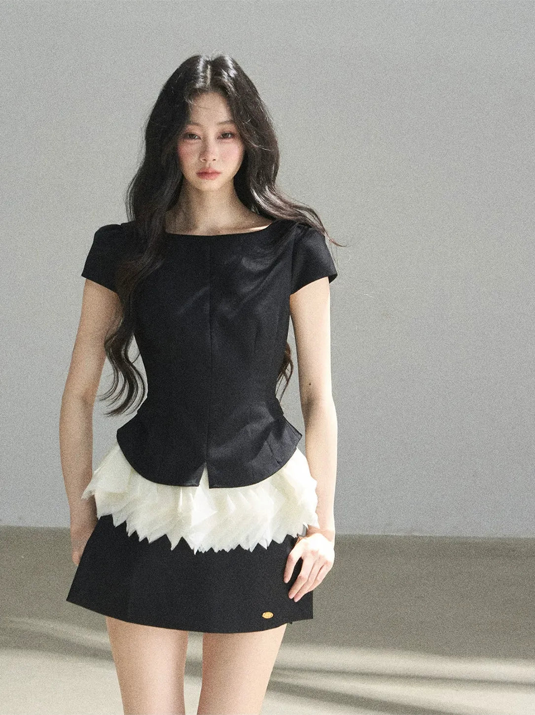 Colorblock Cropped Top Skirt Set