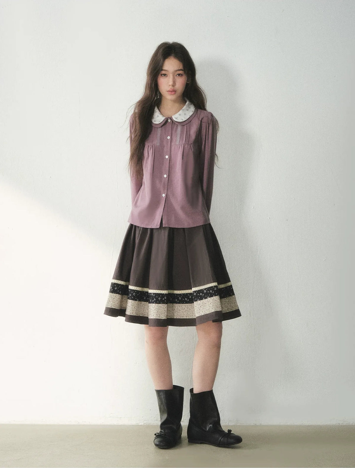 Blusa de lyocell con cuello de encaje