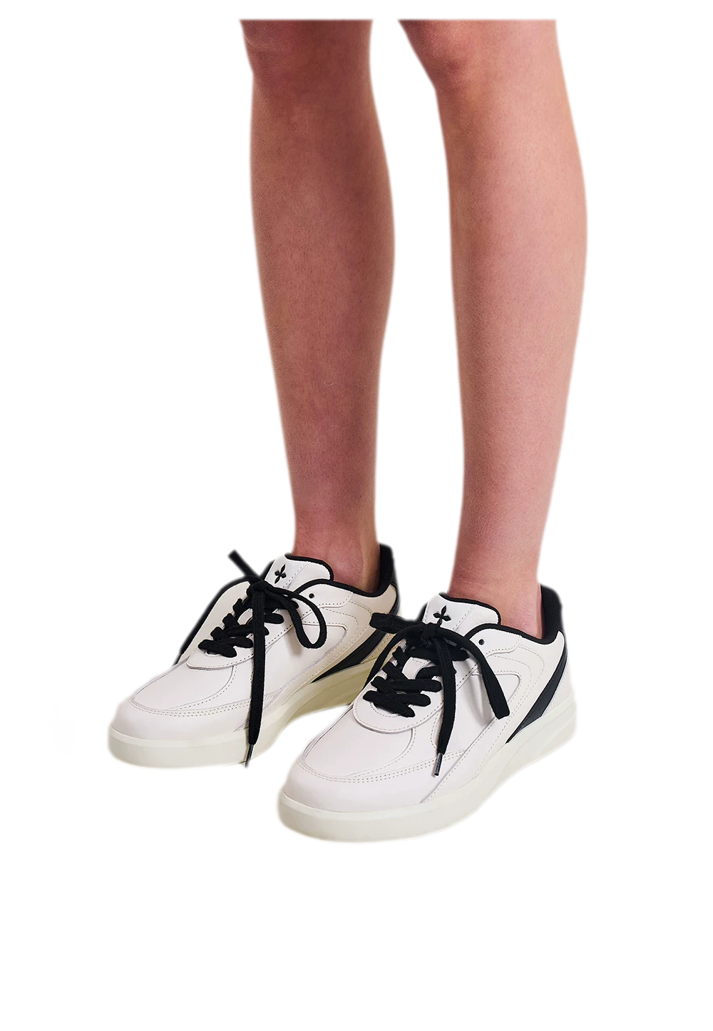 Phantom W Leather Sneakers