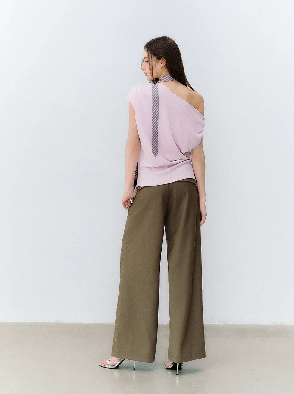 Asymmetric Shoulder Heart Logo Ruched Waist T-shirt