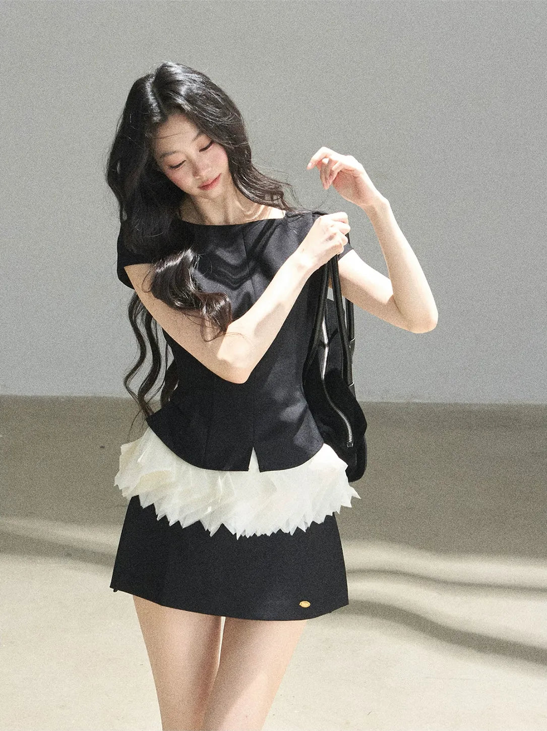 Colorblock Cropped Top Skirt Set