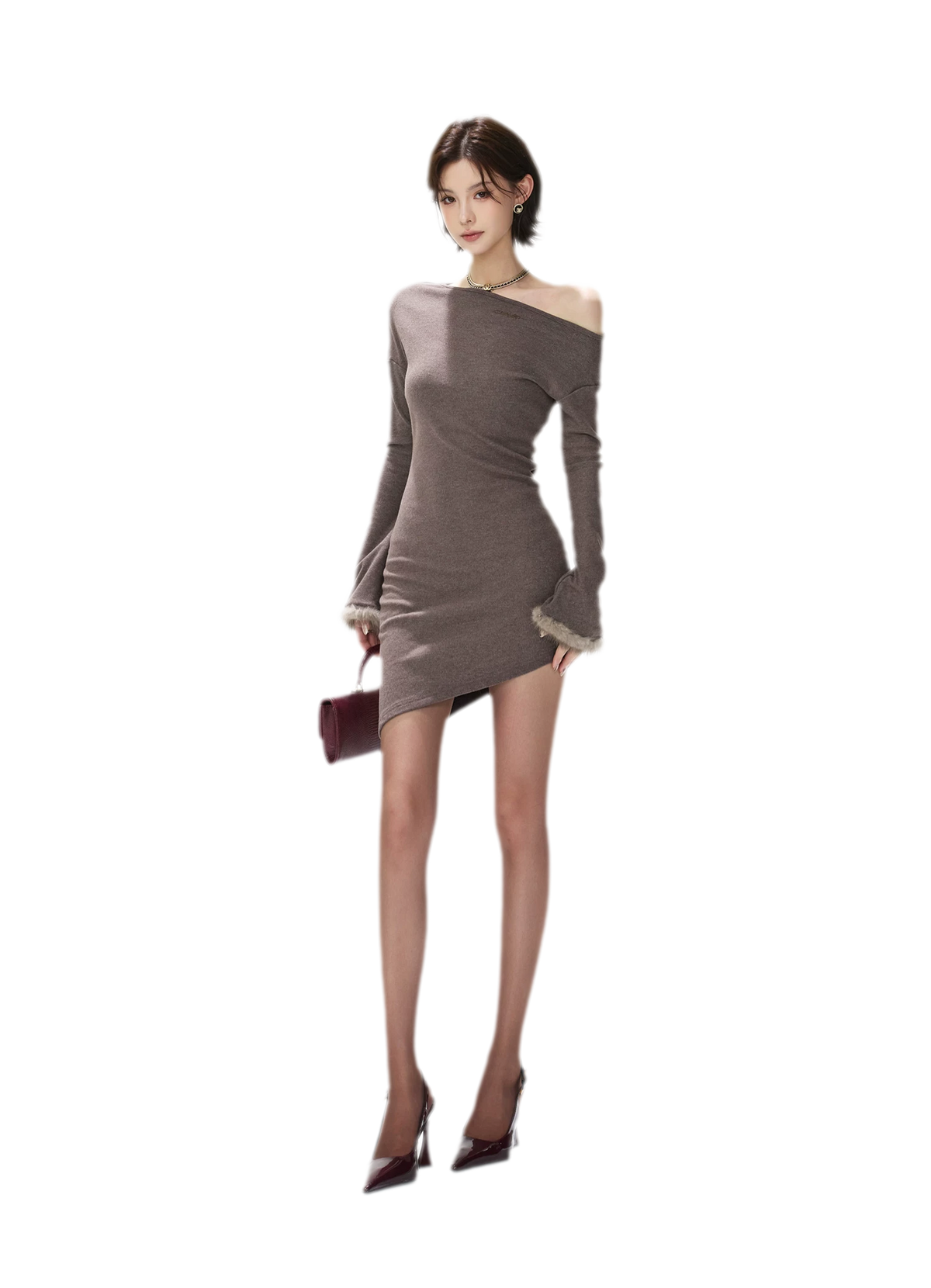Asymmetrisches Kleid mit Fuchspelz-Bündchen
